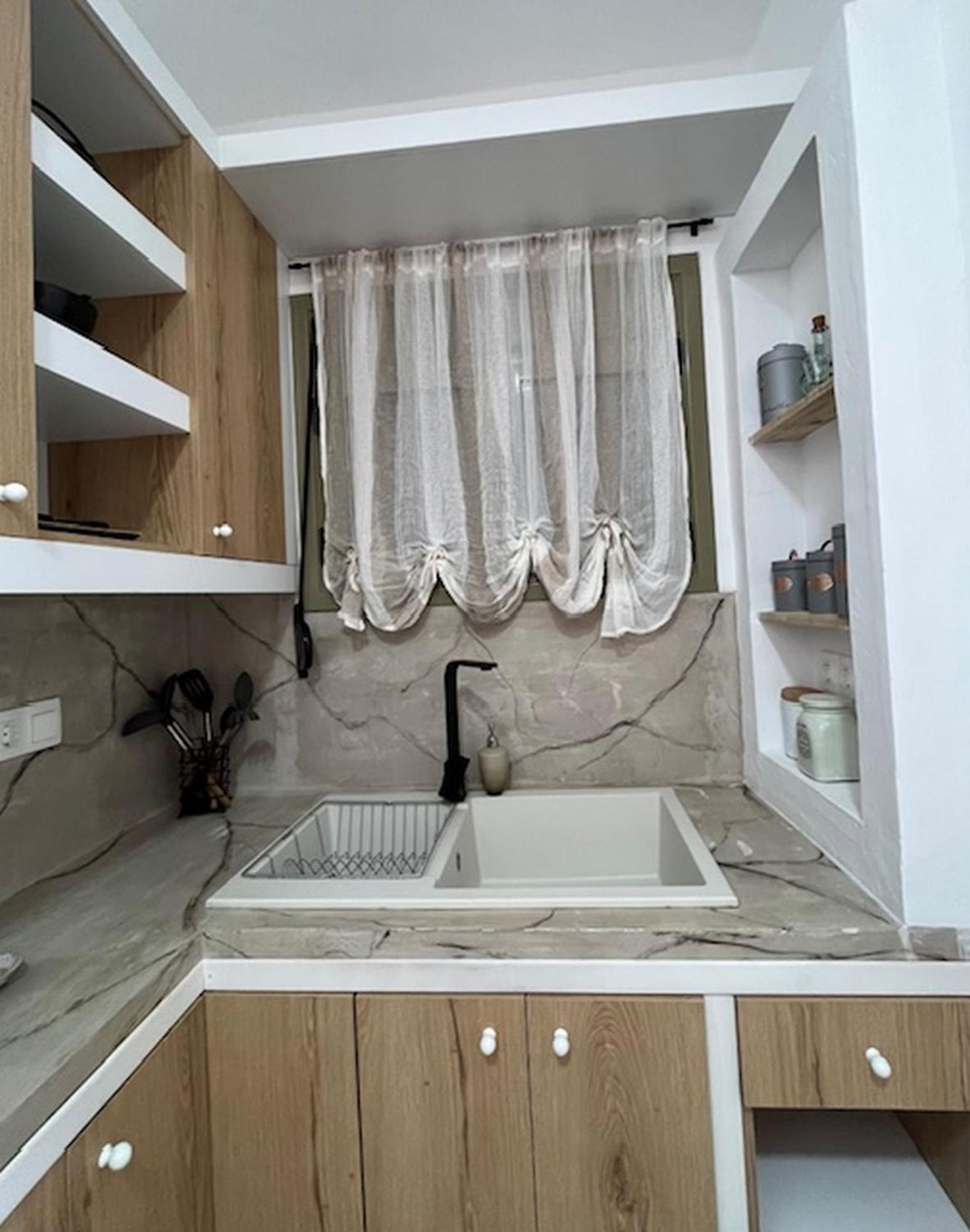 Sonia'S Luxury Apartment With Jacuzzi Kamilari Luaran gambar